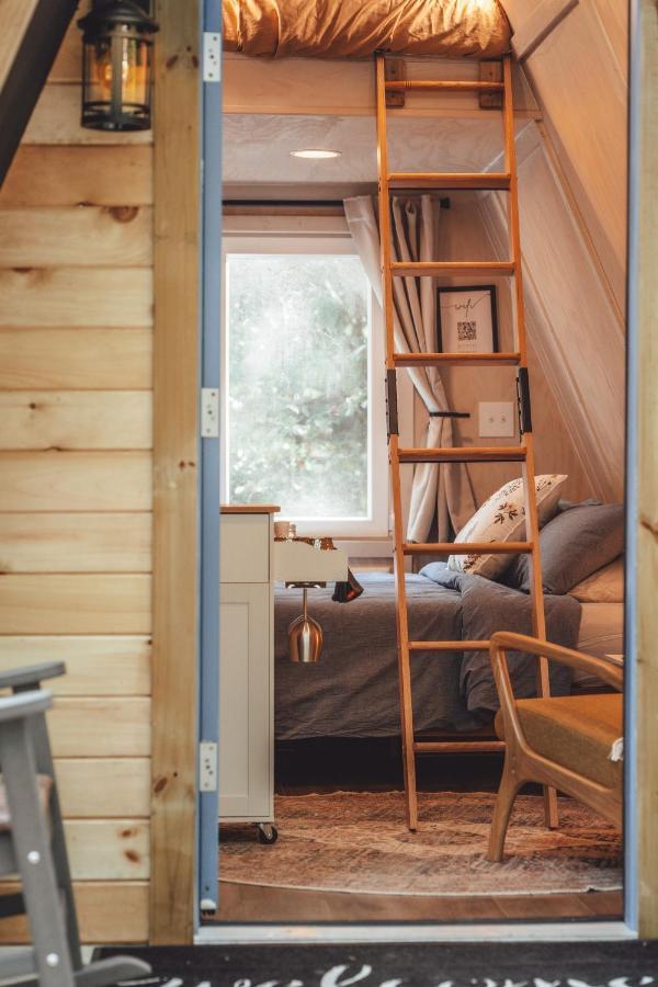 Blue Brambler Glamping A-Frame Lägenhet Rockbridge Exteriör bild
